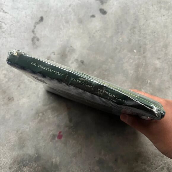 Vintage Lauren Ralph Lauren 100% Cotton One Twin Flat Sheet 200 Thread Count - Picture 2 of 4